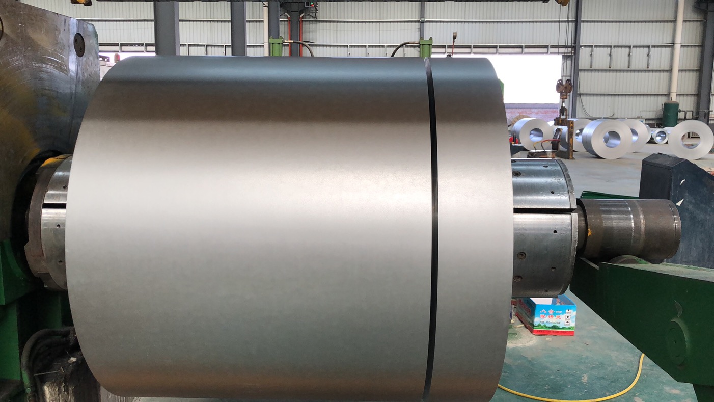 Difference Between Aluminized Steel and Stainless Steel Difference Between Aluminized Steel and Stainless Steel