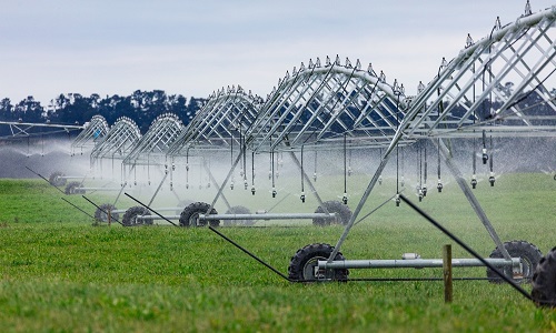 Application of frequency converter in solar water pump field
