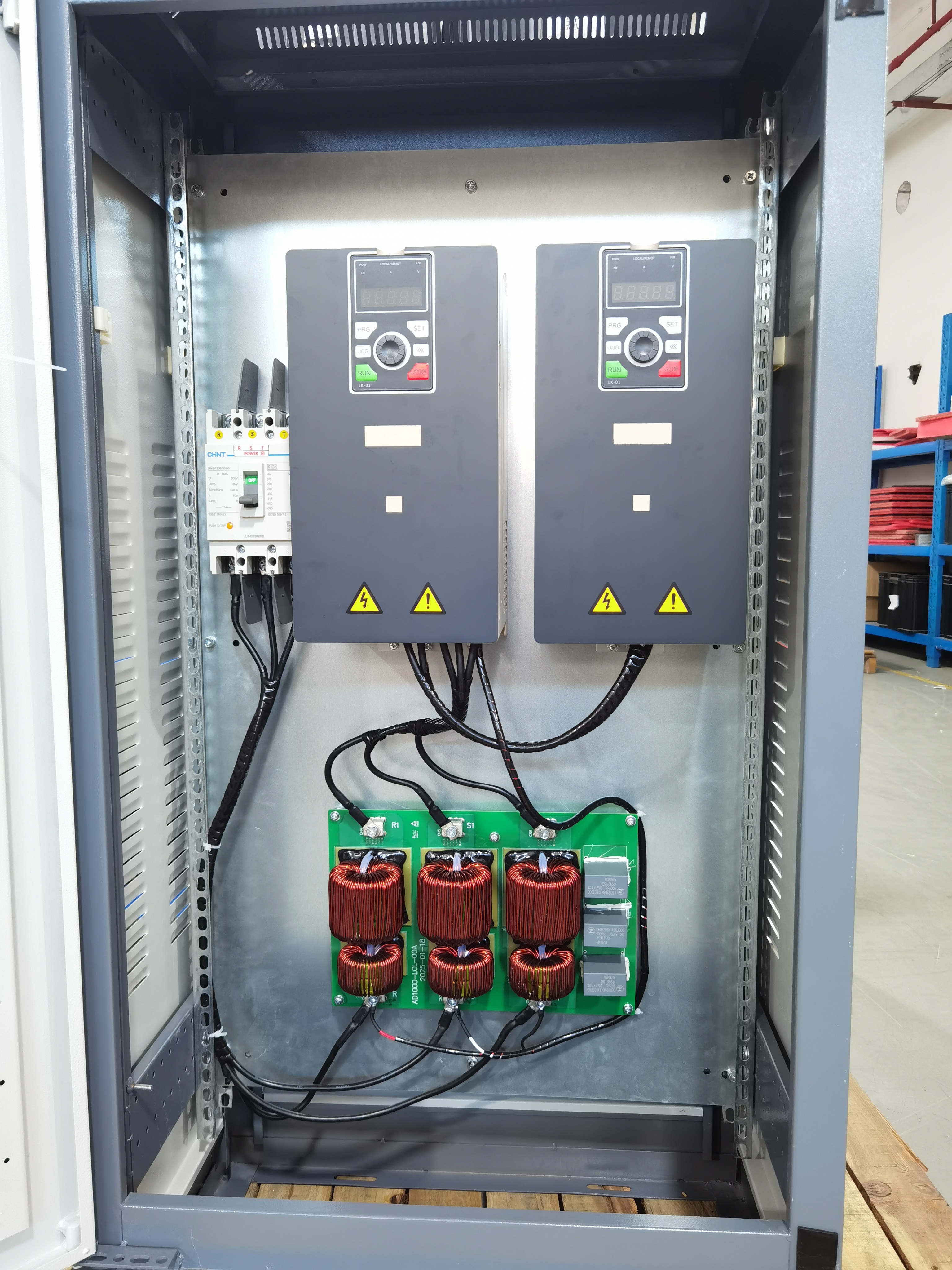 Inverter Empat Kuadran AD1000-AFE