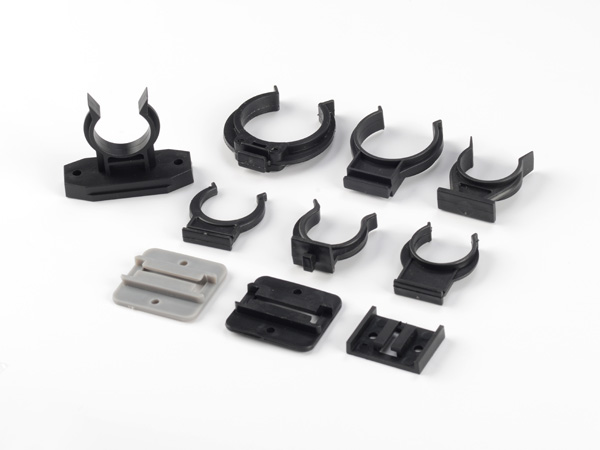 plastic cabinet leg clips