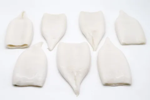 Hoe bewaart u de bevroren inktvisbuis met ijsdoek op de juiste manier?