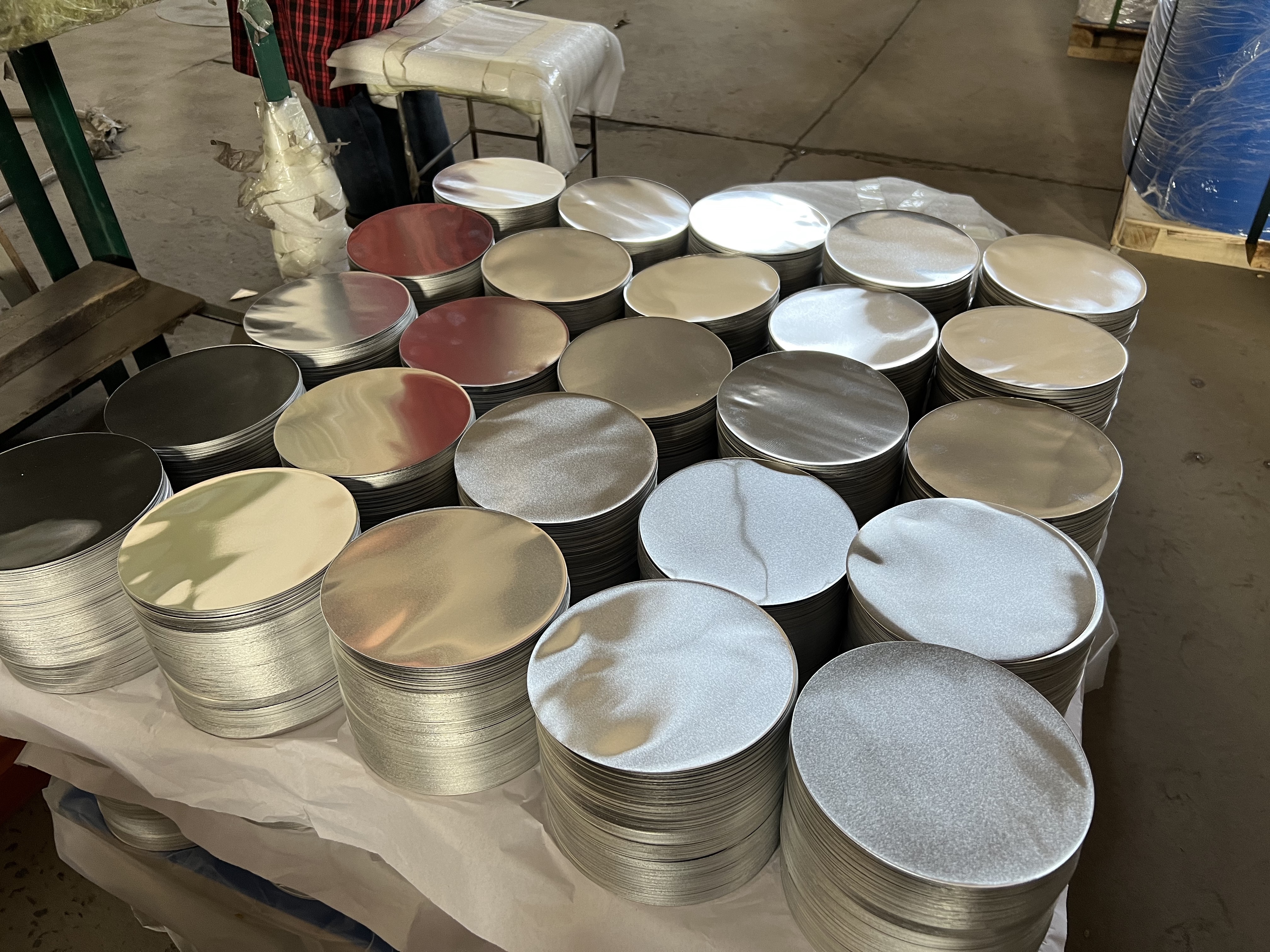Acheter Cercle de feuille d'aluminium,Cercle de feuille d'aluminium Prix,Cercle de feuille d'aluminium Marques,Cercle de feuille d'aluminium Fabricant,Cercle de feuille d'aluminium Quotes,Cercle de feuille d'aluminium Société,