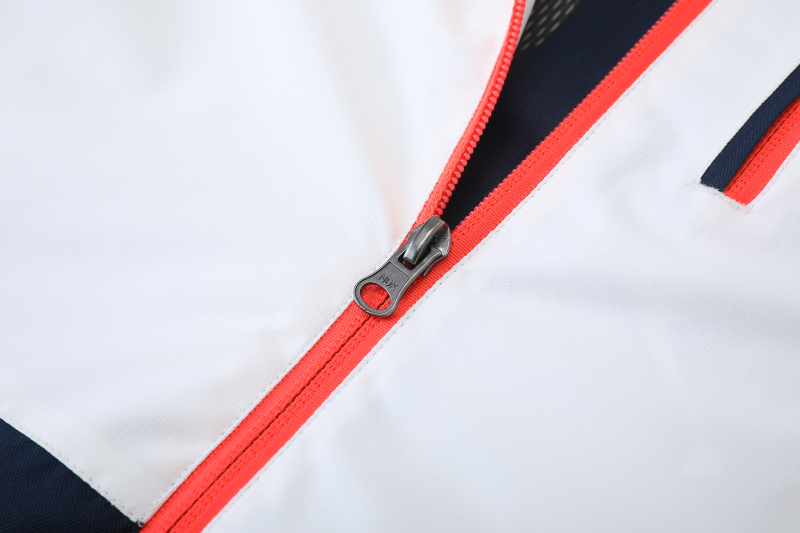 Men's Ski Suit/Ski Jacket Factory Customized Wholesale Price