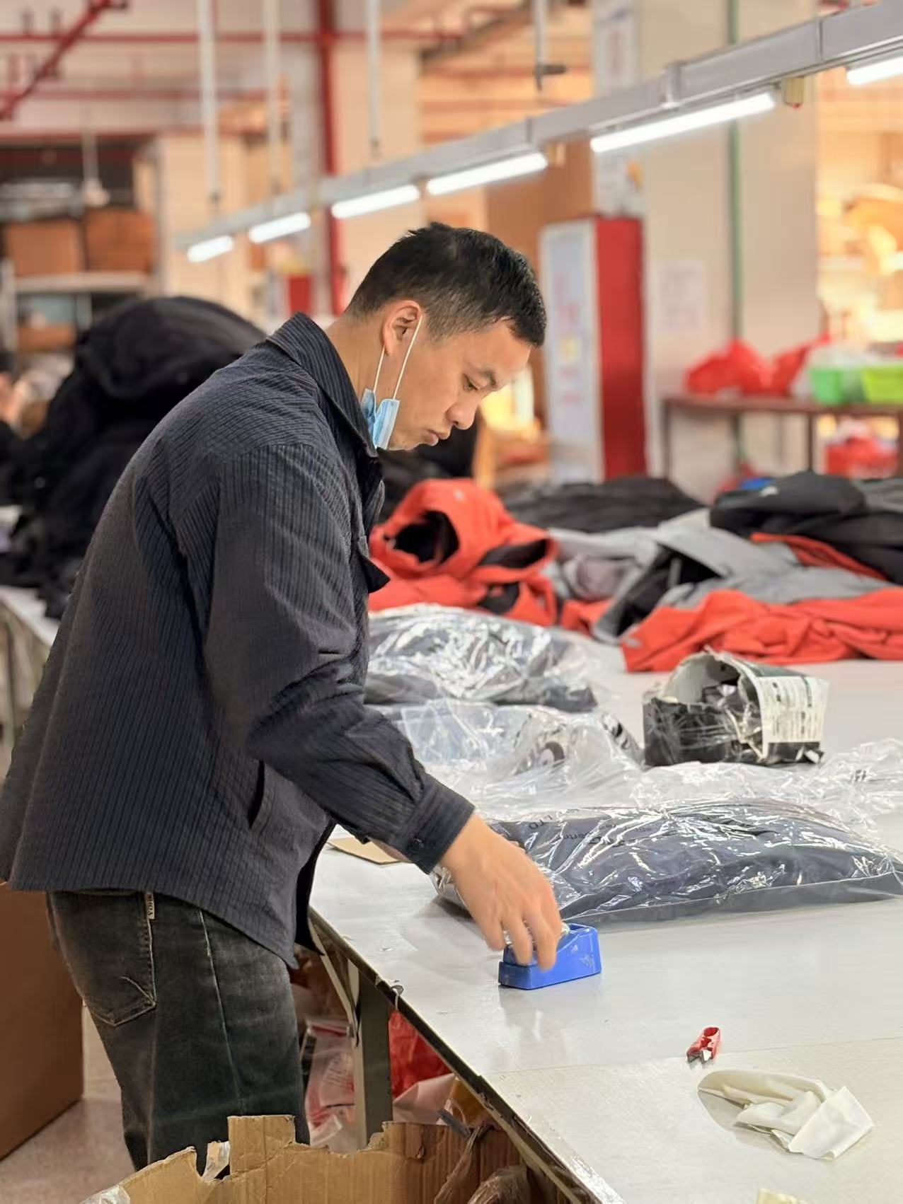 Aoxin Clothing · Flexible Production