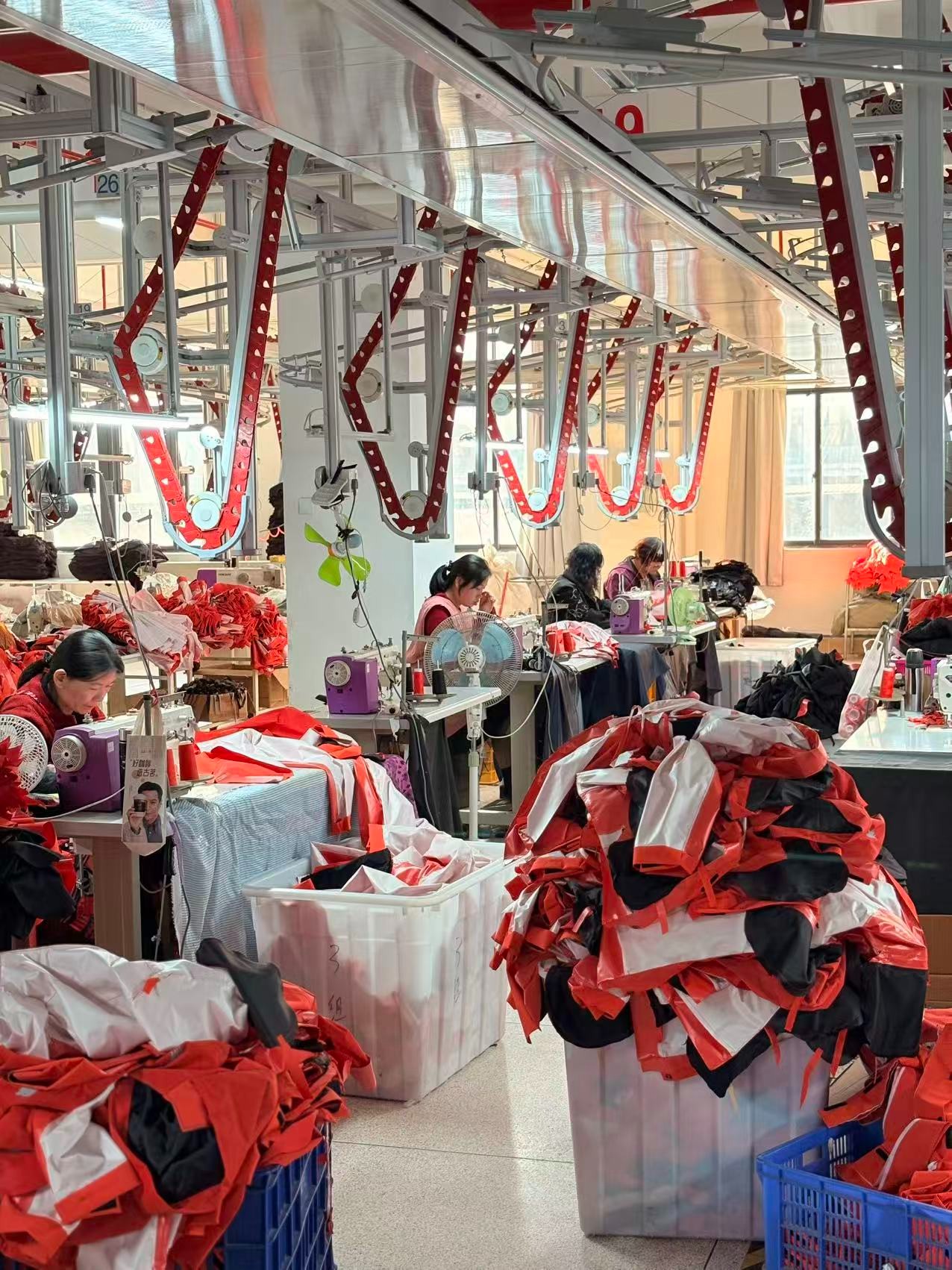 The Seventh Day of the Lunar New Year - Aoxin Clothing Brand Cooperation Copy