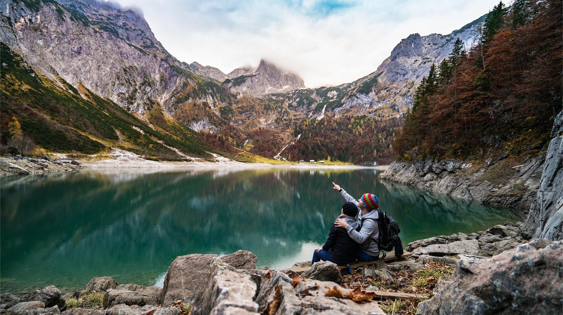 Why Do Outdoor Jacket Quotes Vary So Much? What Should Buyers Look At?