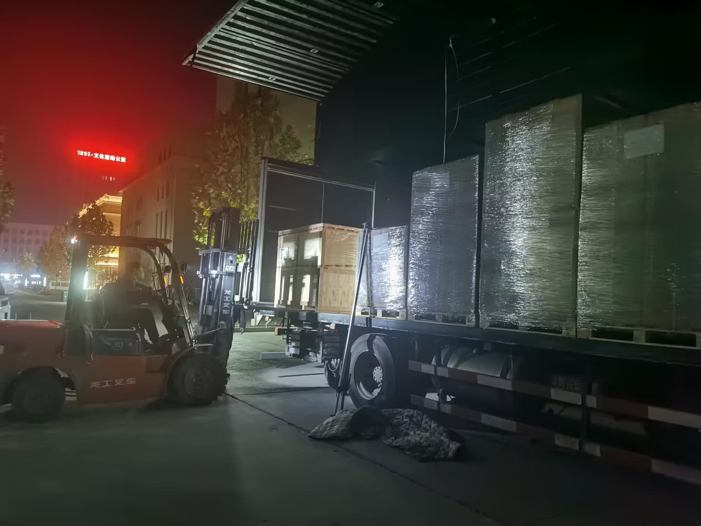 Late-Night Lights, Unwavering Commitment | CFS Logistics Department Works Through the Night to Ensure Customer Shipments