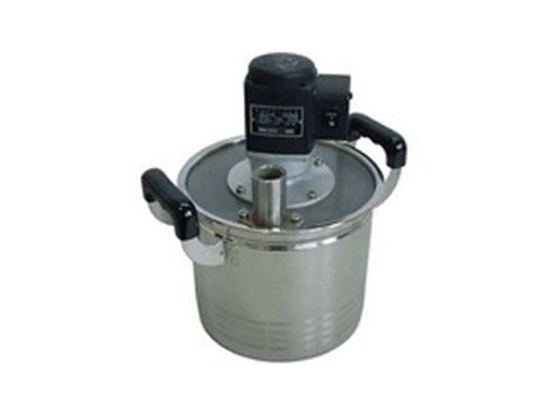 خزان تداول سائل التبريد مع مضخة