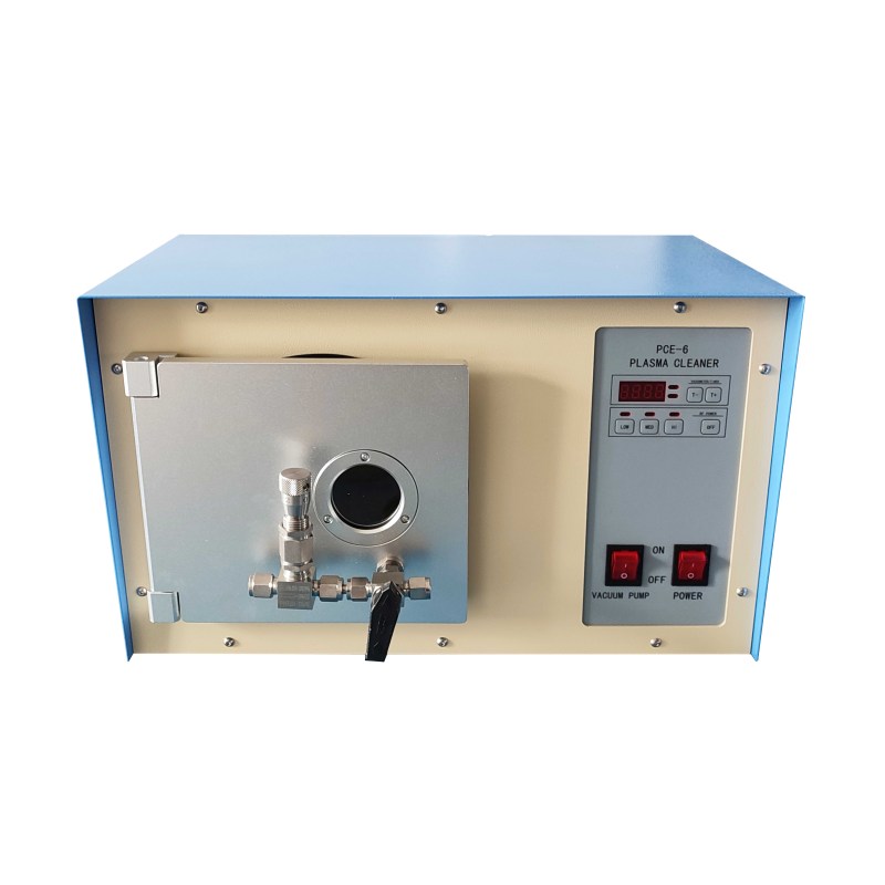 Nettoyeur plasma avec pompe à vide