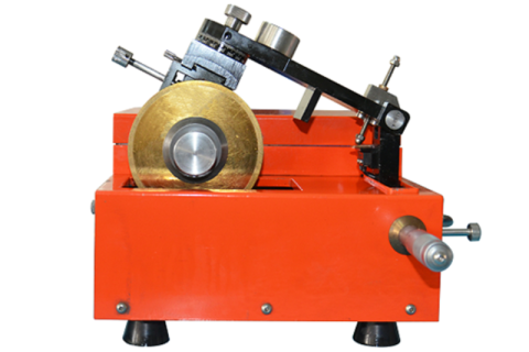 Wie wählt man eine Diamantschneidemaschine mit niedriger Geschwindigkeit aus?