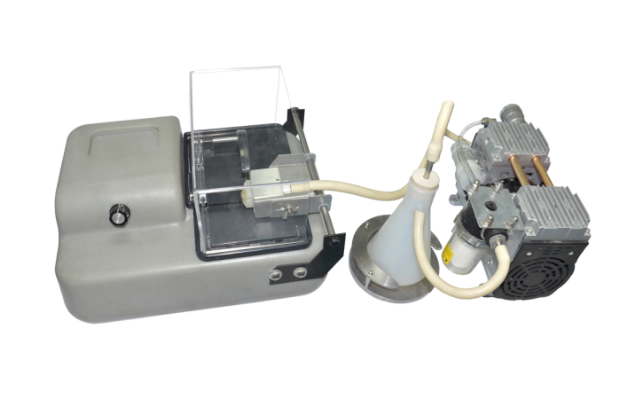 Oil-free vacuum pump