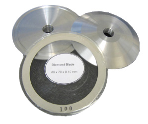 Clamp sample for precision cutting