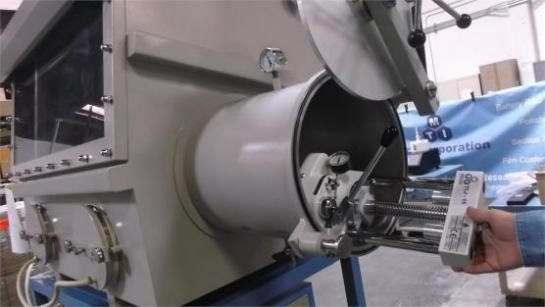Small high-end tablet press