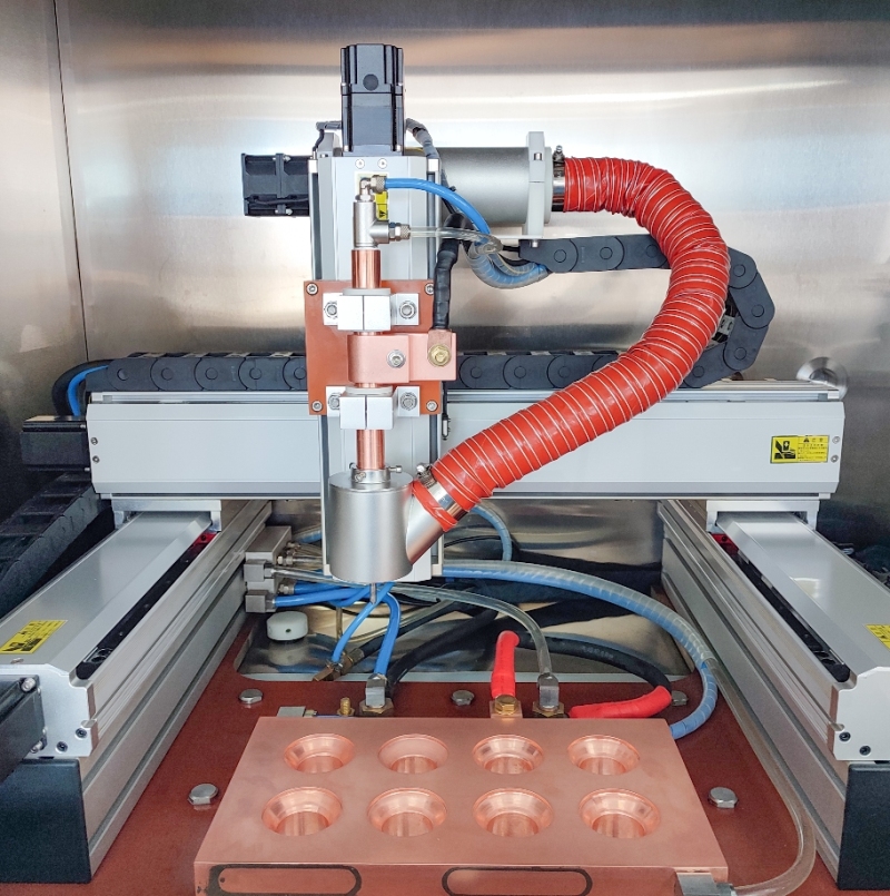 SP-MSM-8 Sekiz İstasyonlu Emme Döküm Ergitme Fırını