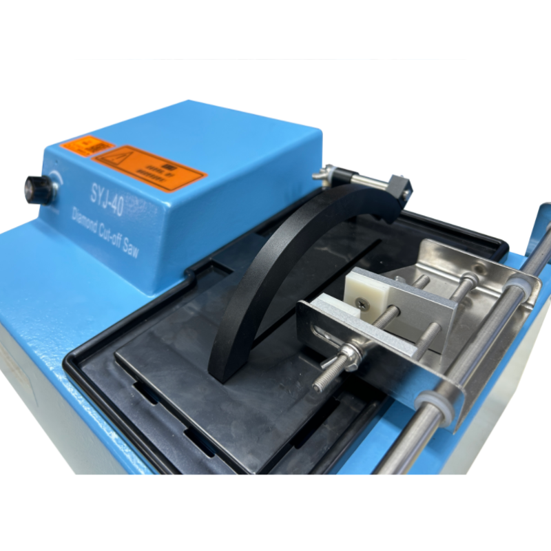 Scie à découper à grande vitesse