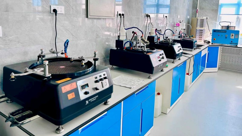 Synthetic leather polishing pad