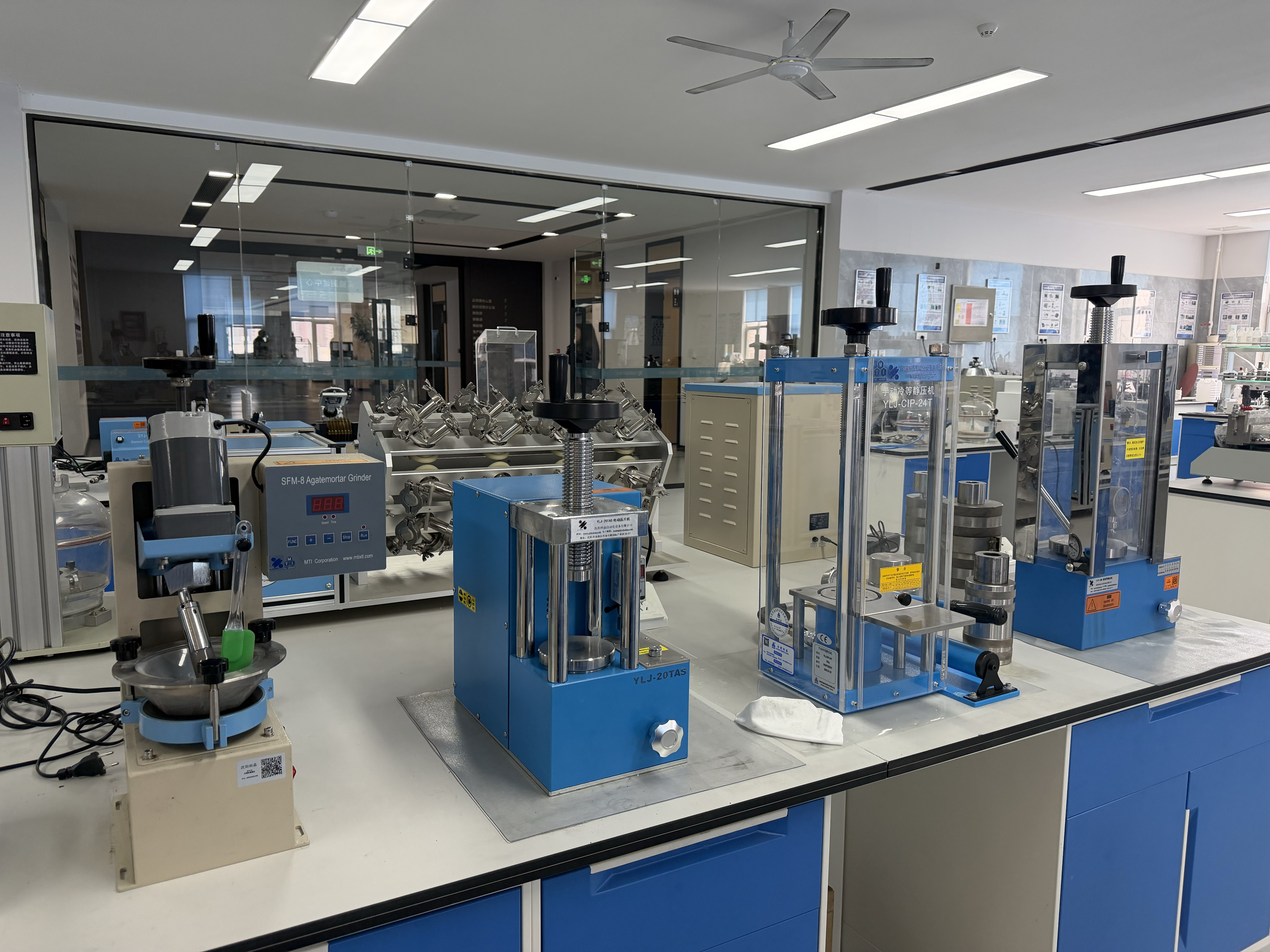 lab automatic filter water tank