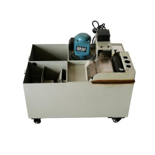 Réservoir d'eau filtrée automatique