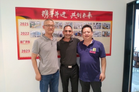 Warmly welcome Swedish customers to visit and exchange ideas