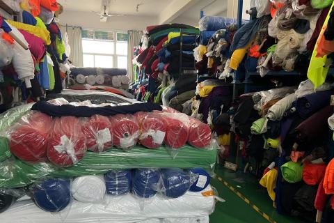 Descubre el Jersey: La evolución de los tejidos de Jersey