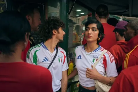 ¿Cuál es tu camiseta de fútbol Adidas favorita en la Copa de Europa?