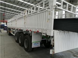 SKD AND CKD THREE AXLES CONTAINER SEMI TRAILER WITH COLOMN BOARD