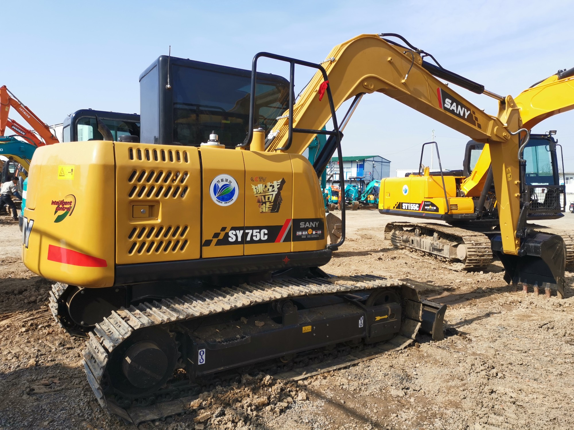 Excavator - Kobelco 20 ton excavator, KOBELCO SK200-6, 200-8 crawler excavator