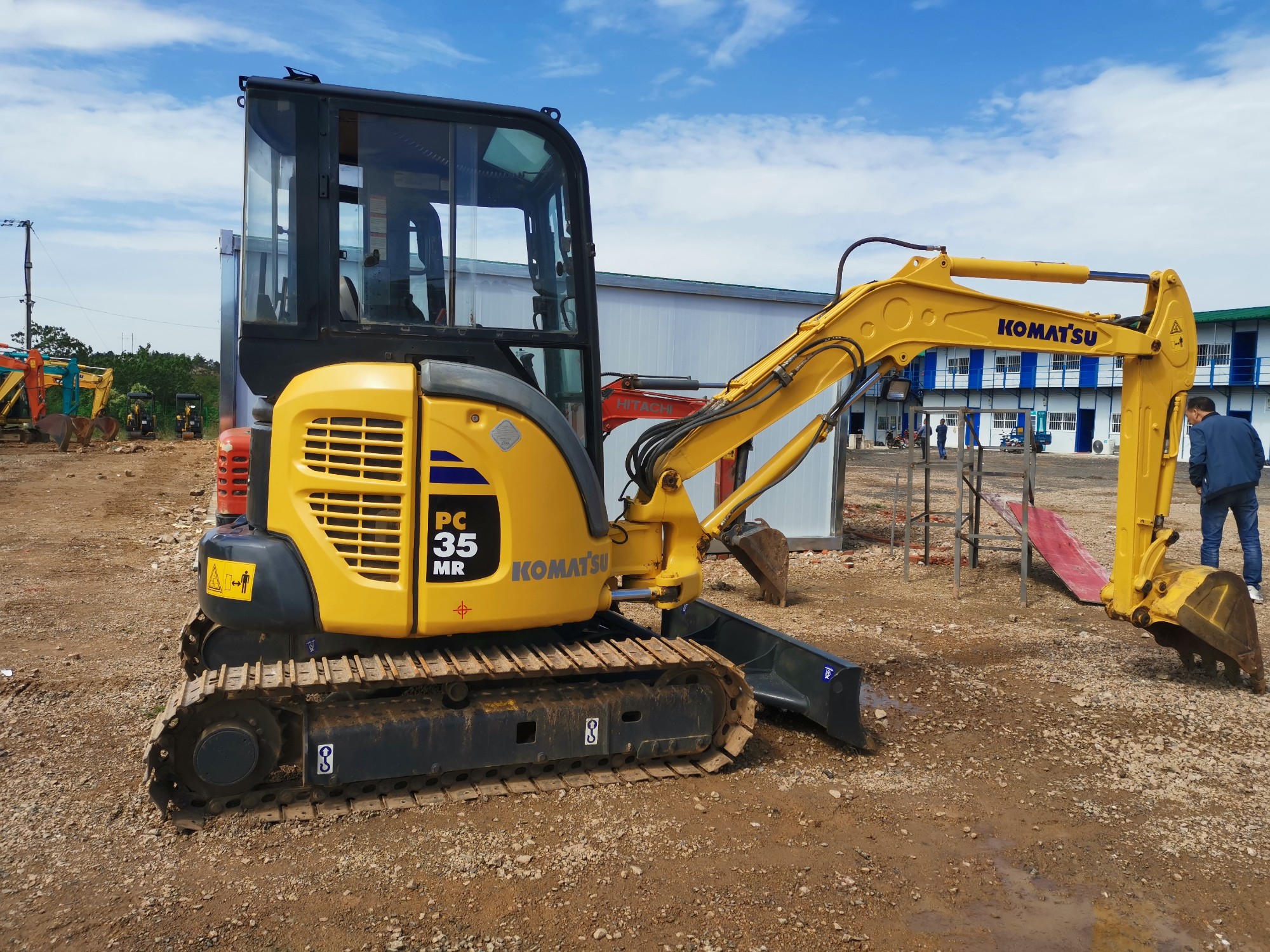 Excavator - Komatsu 3 ton mini excavator, KOMATSU PC20-2, 30MR-2, 35-2, 40-3 mini crawler excavator