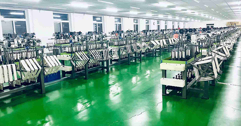 High-speed weaving equipment