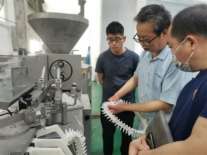 Latihan kemahiran produk pekerja suku tahunan