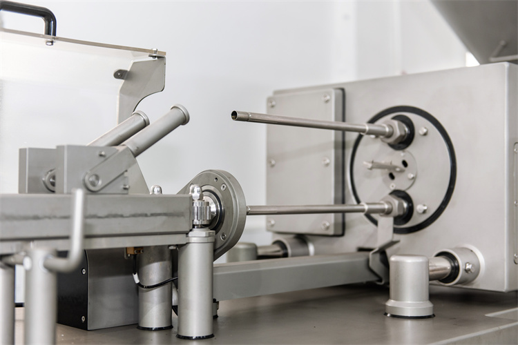 Introduction du système de suspension automatique de saucisses