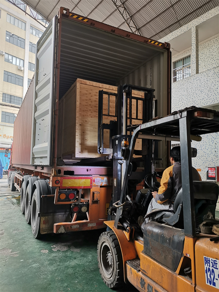 การจัดส่งสินค้า