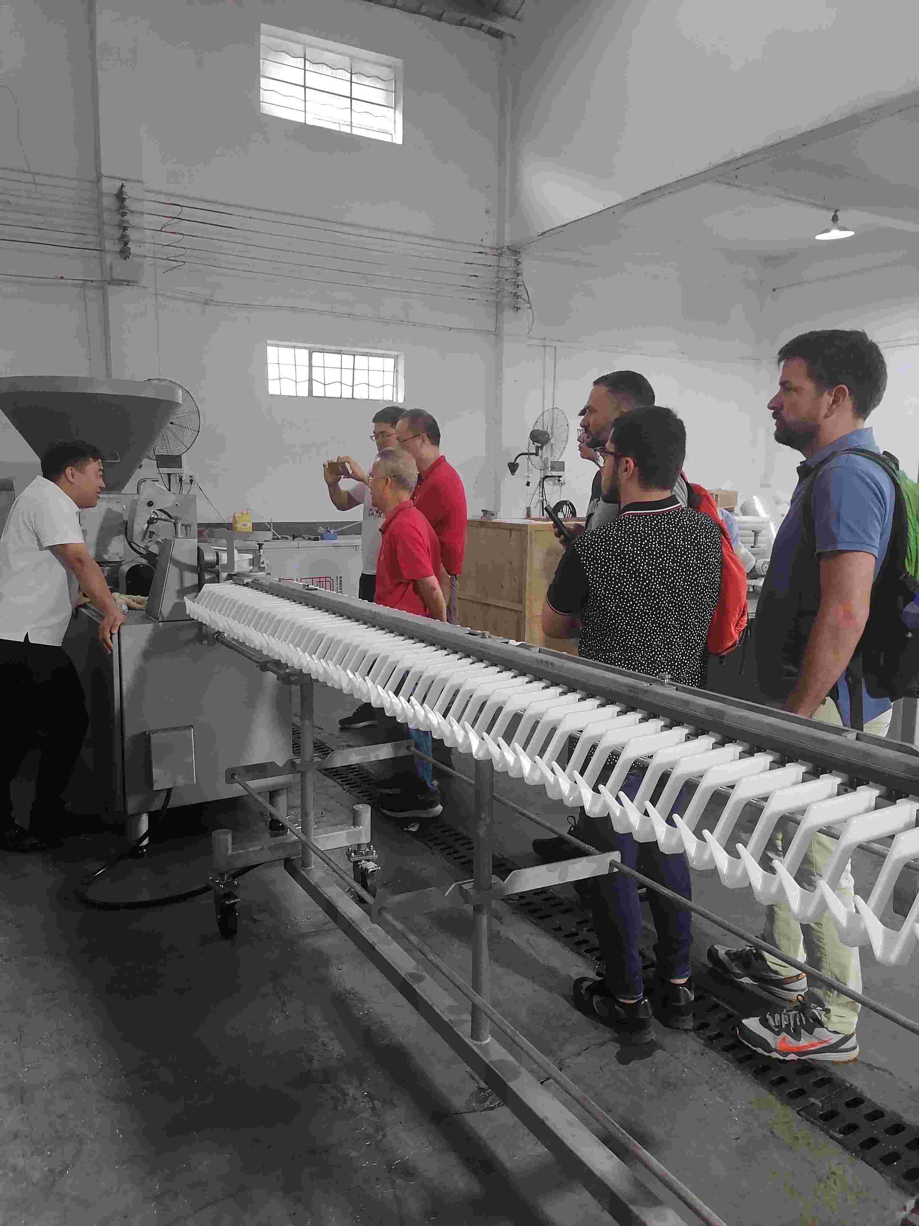 Sausage Filling and Twisting Production Line