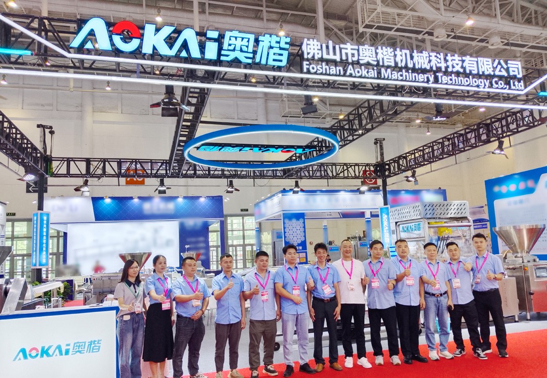 Sausage manufacturing machinery Sausage manufacturing machinery