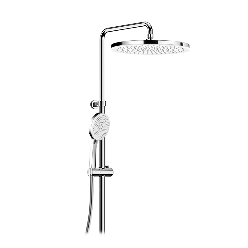 Goldfarbenes Regenduschset aus gebürstetem Messing