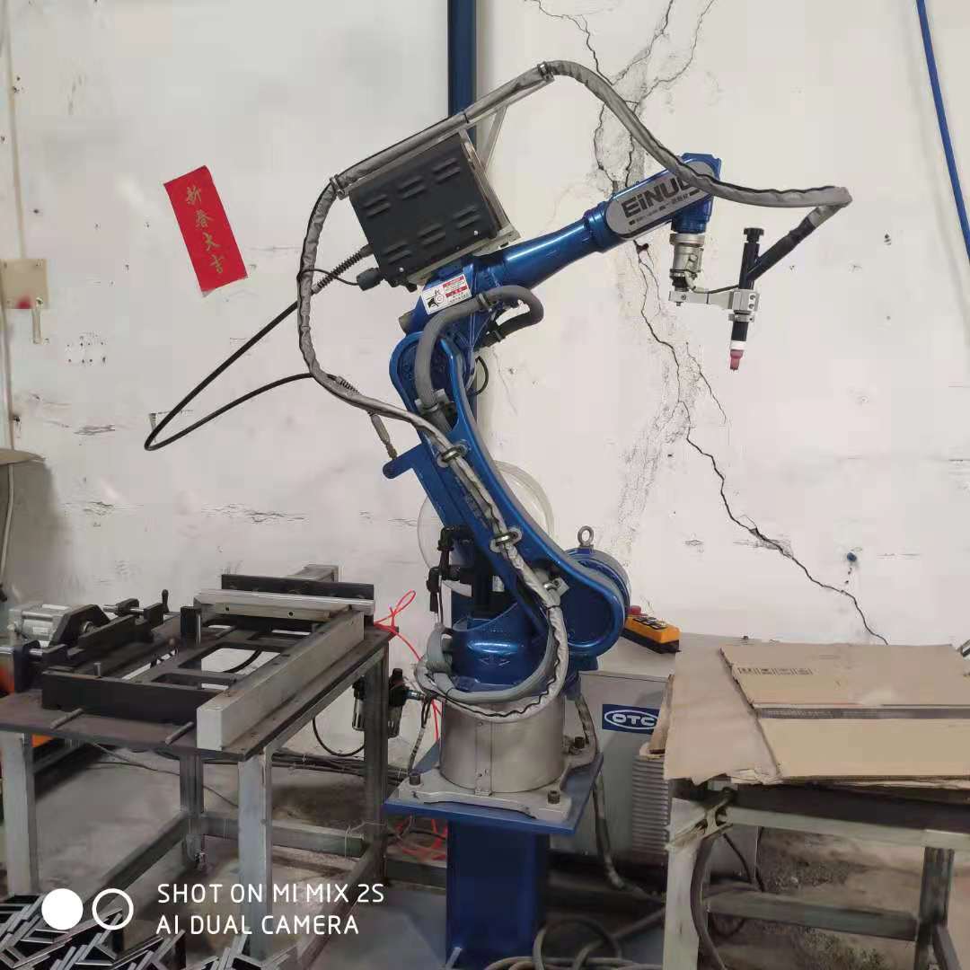 welding manipulator 1.jpg