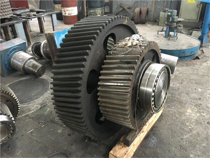 helical pinion gear