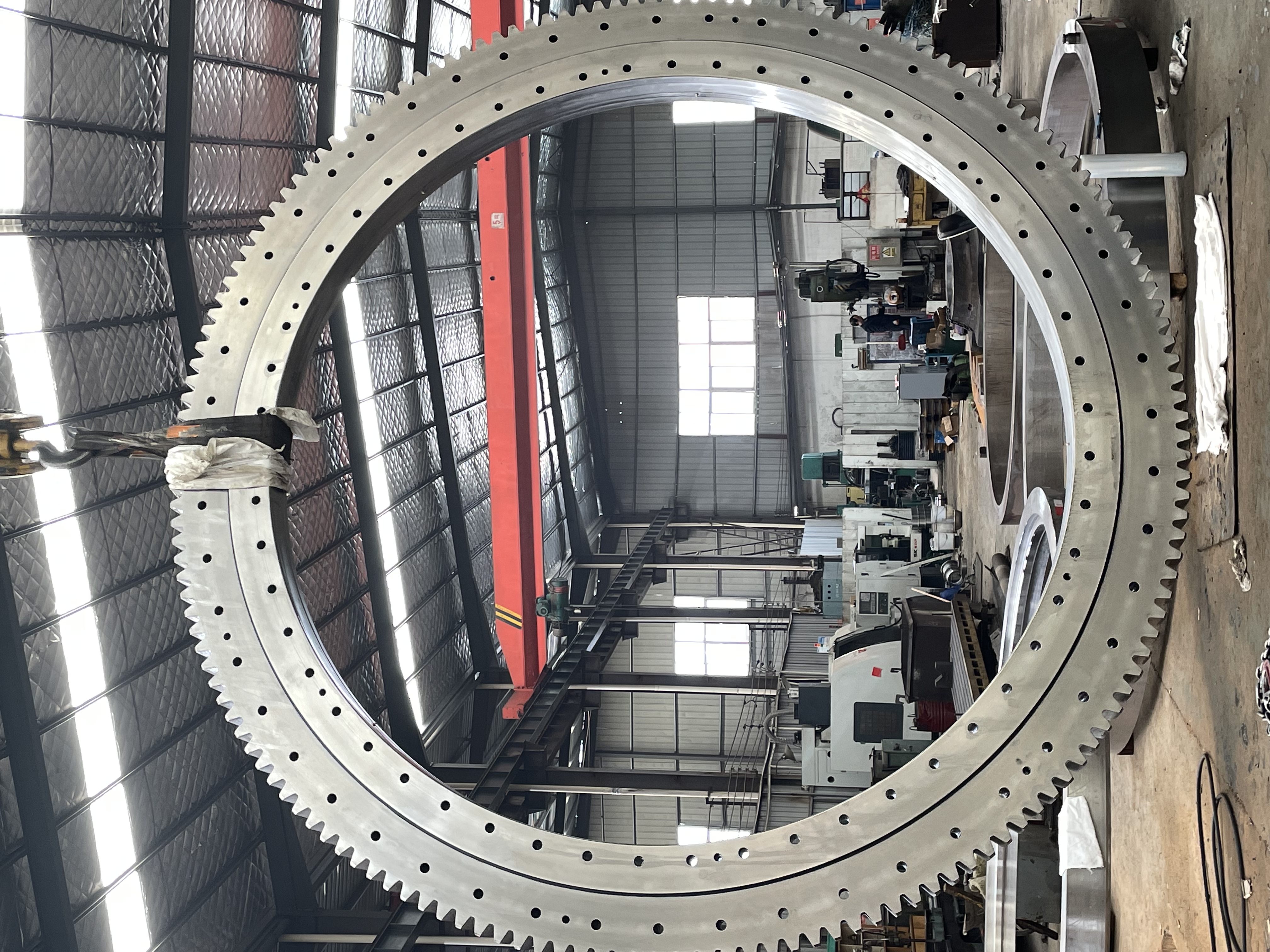 large slewing bearing