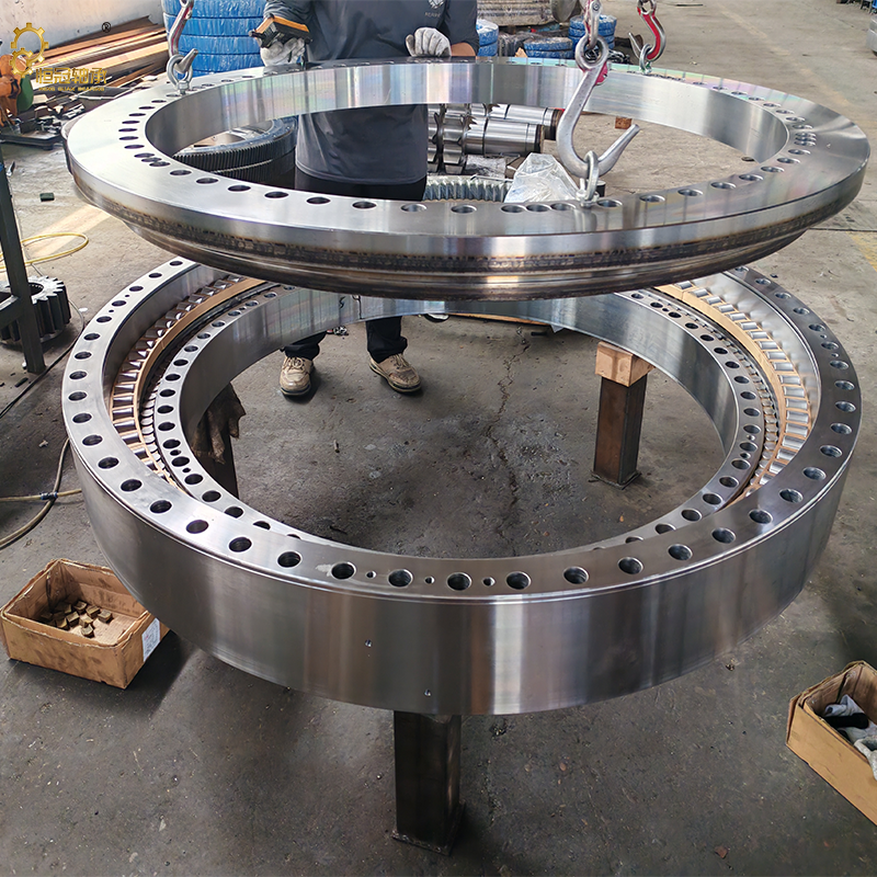 cross roller slewing bearing