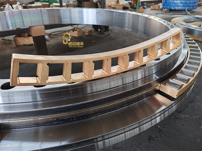 Hengguan Bearings wins new orders from Europe, three-row copper cage turntable bearings win customers' favor again