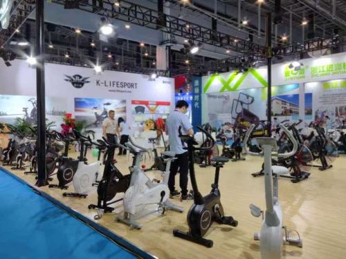 indoor cycling bike