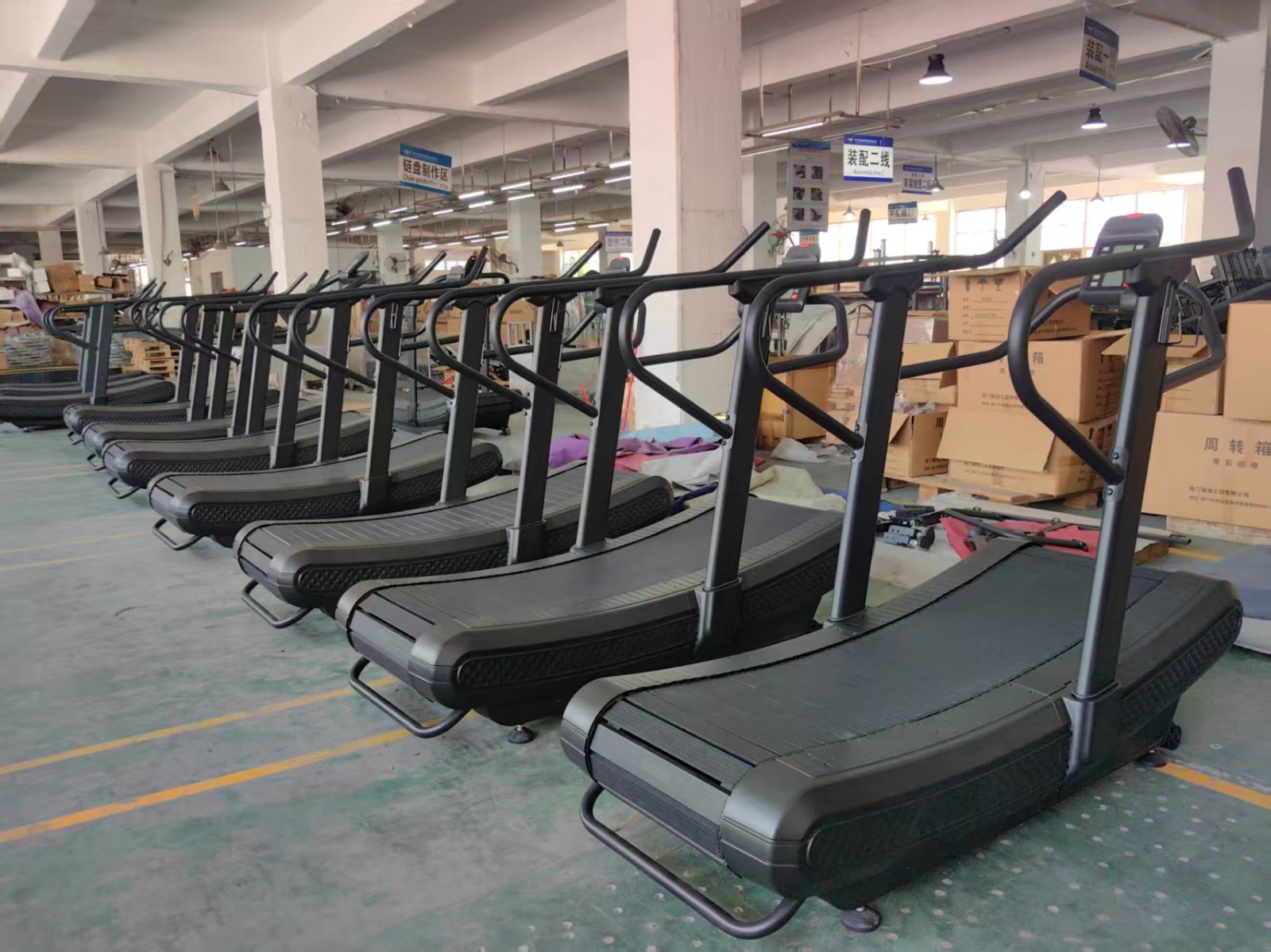 curved treadmill