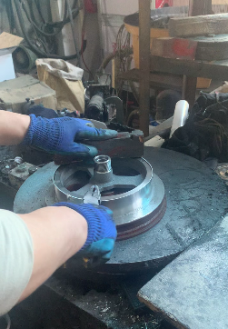 Cast iron wheel