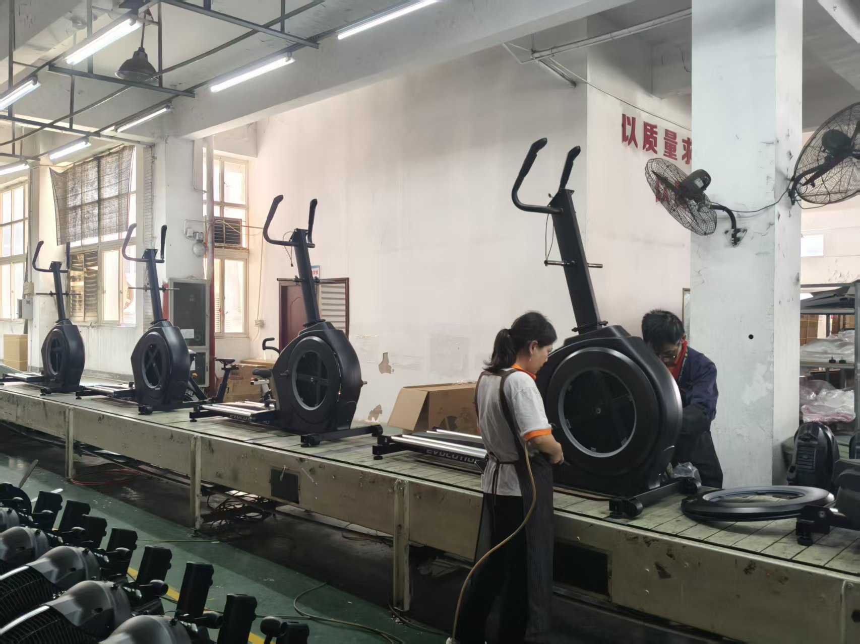 curved treadmill