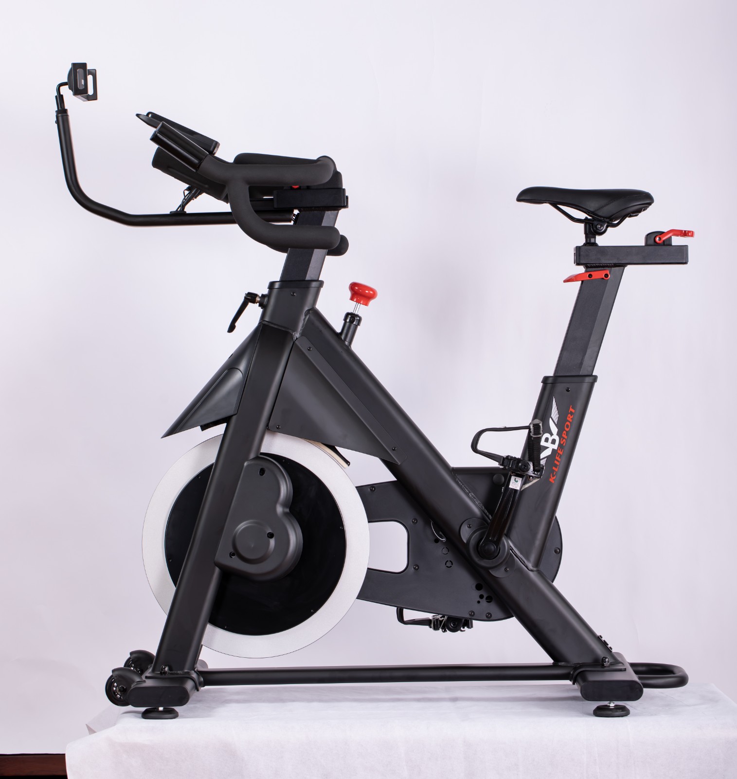 indoor cycling bike