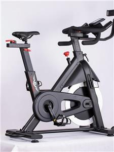 Sepeda statis dengan pengatur resistensi elektrik, pilihan terbaik untuk latihan HIIT.