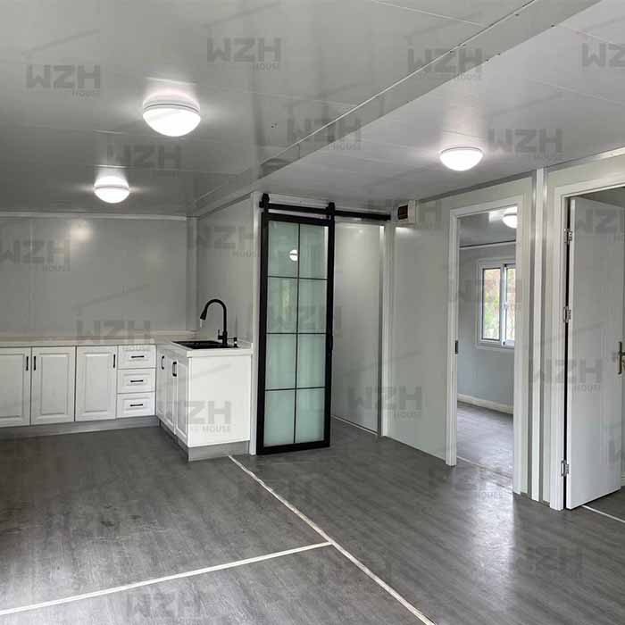 Dad buys ￡22,000 shipping container online from China and turns it into luxury home