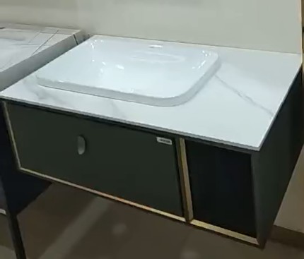 Floating Bathroom Vanity With Sink And Mirror