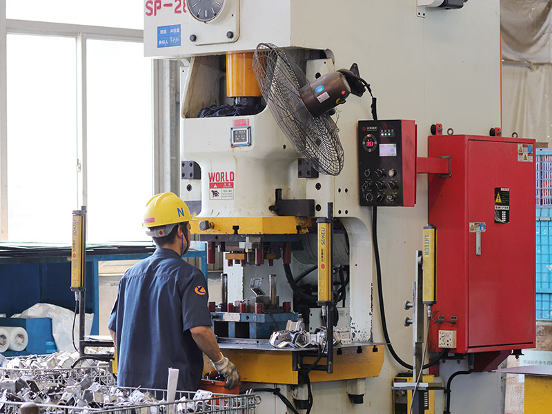 Estampado de ingeniería de metales industriales de precisión