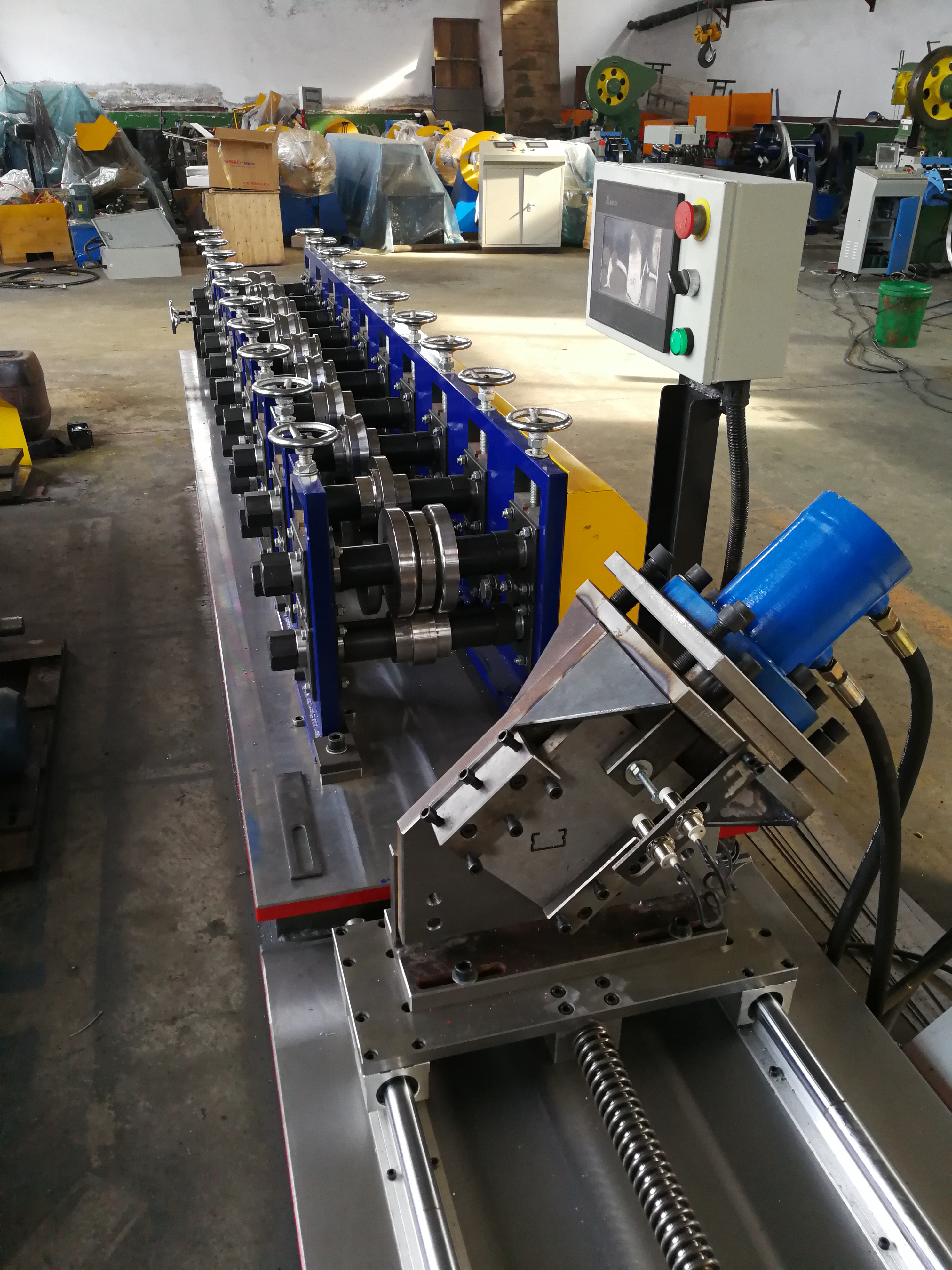 Shelf Box Beam Step Beam Machine